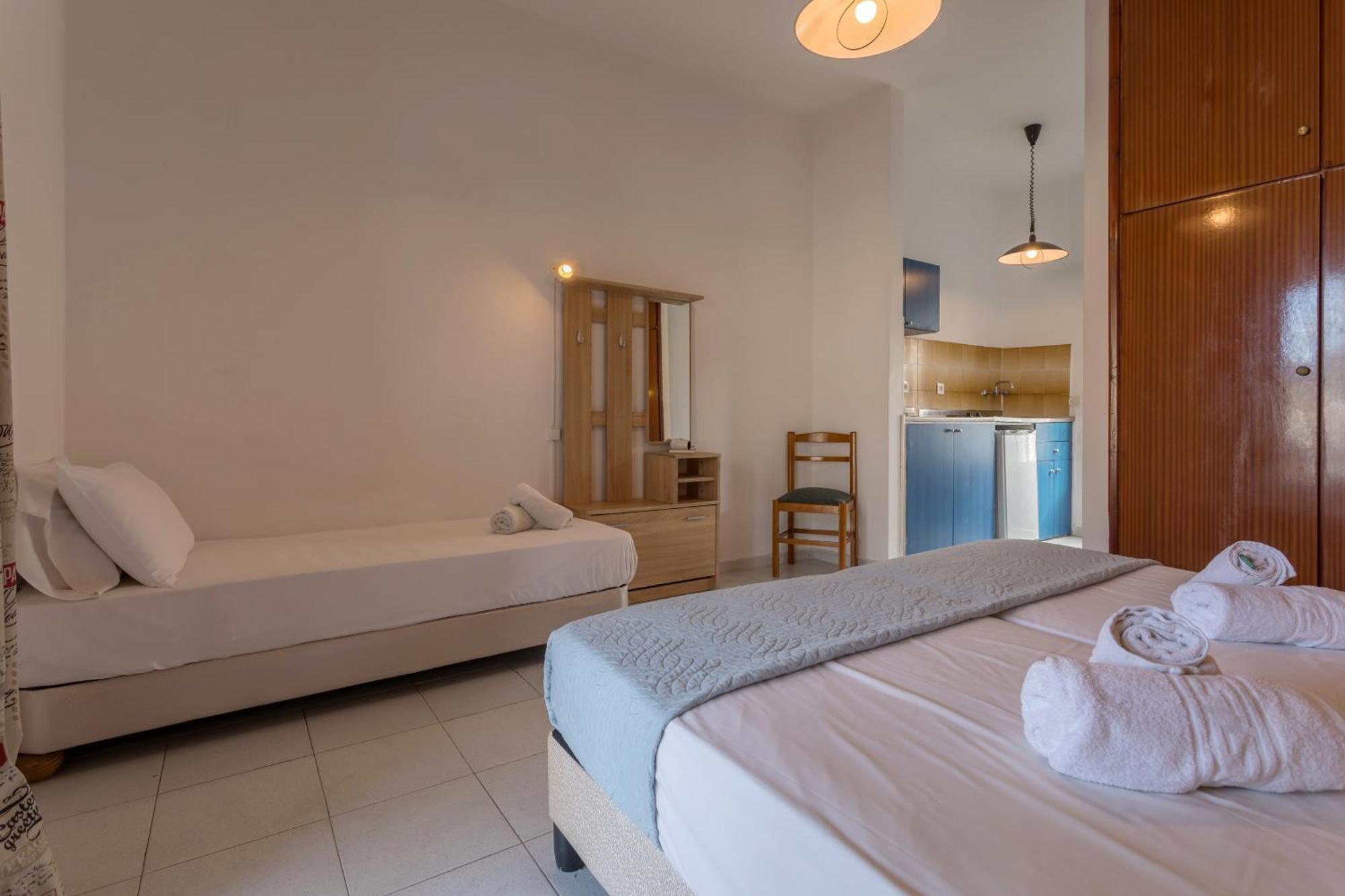 Holidays Studios & Apartments Laganas Exterior foto